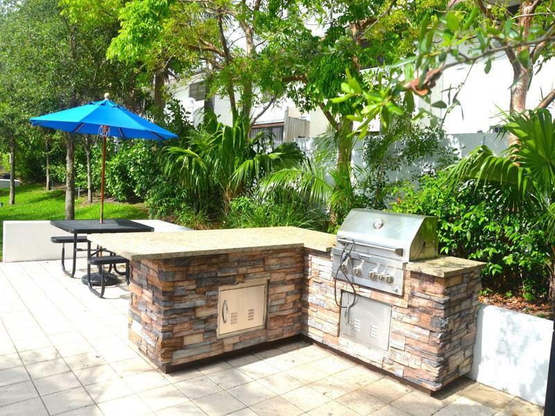 Riviera Luxury Living At River Oaks Marina And Tower Маямі Екстер'єр фото