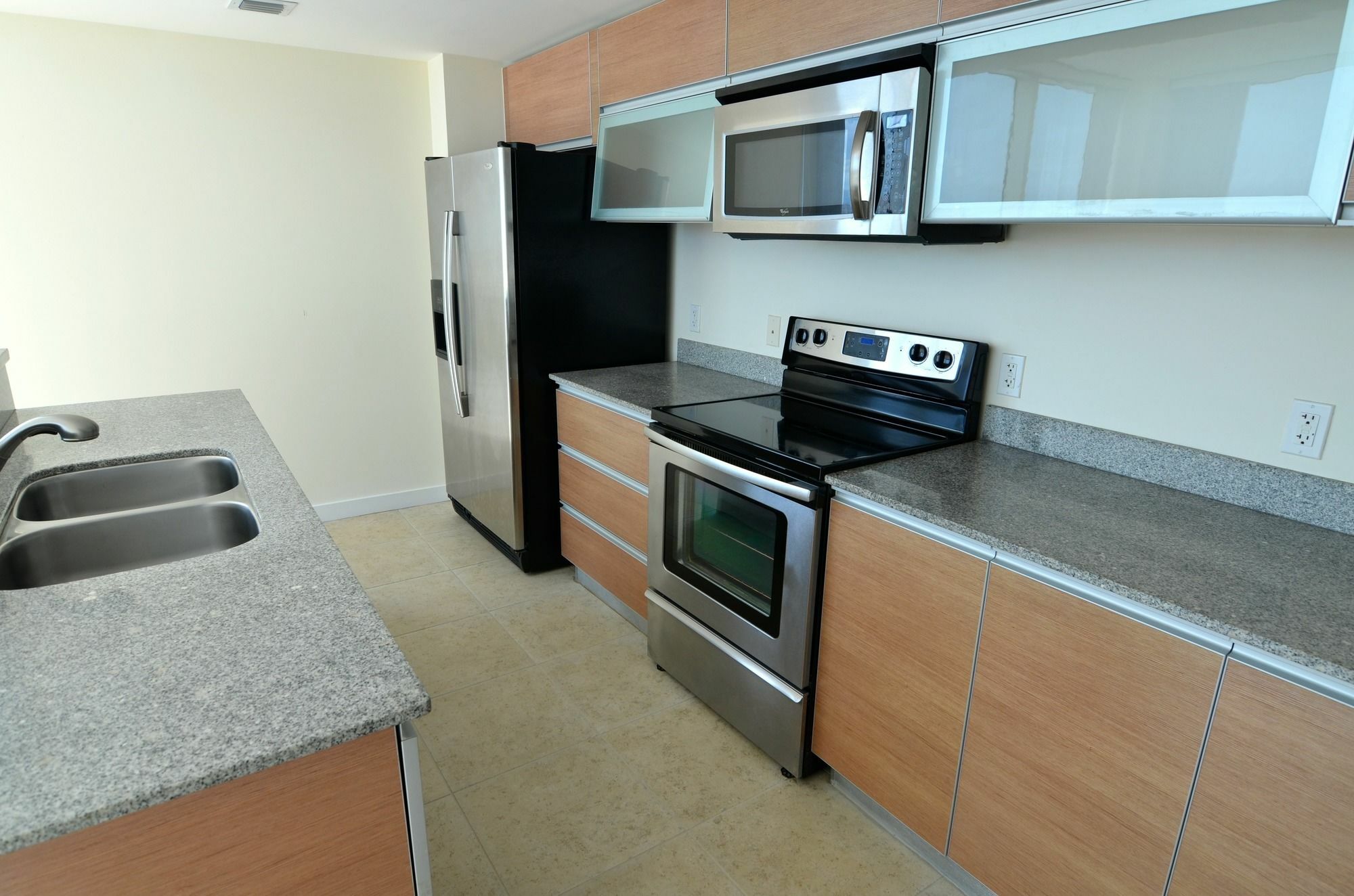 Riviera Luxury Living At River Oaks Marina And Tower Маямі Екстер'єр фото