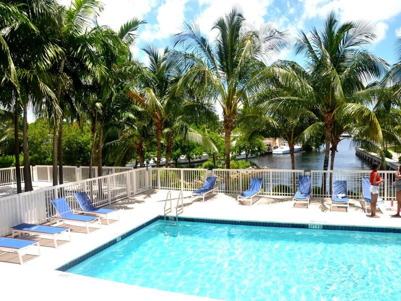 Riviera Luxury Living At River Oaks Marina And Tower Маямі Екстер'єр фото