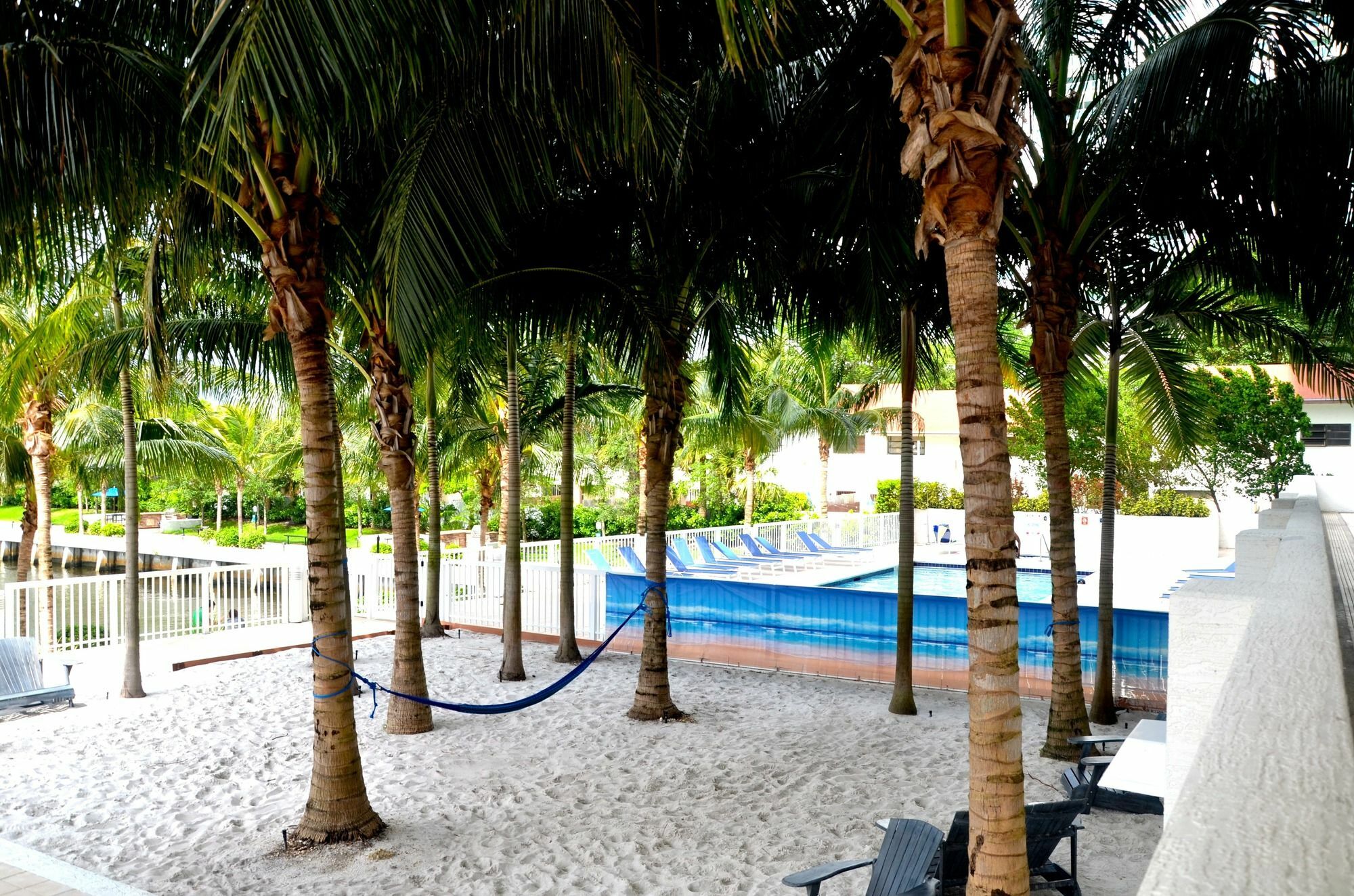 Riviera Luxury Living At River Oaks Marina And Tower Маямі Екстер'єр фото
